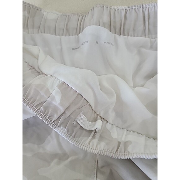 NWT Old Navy Active Tan Cream Camo Brief Lined 3" Running Shorts  Medium - Picture 4 of 5